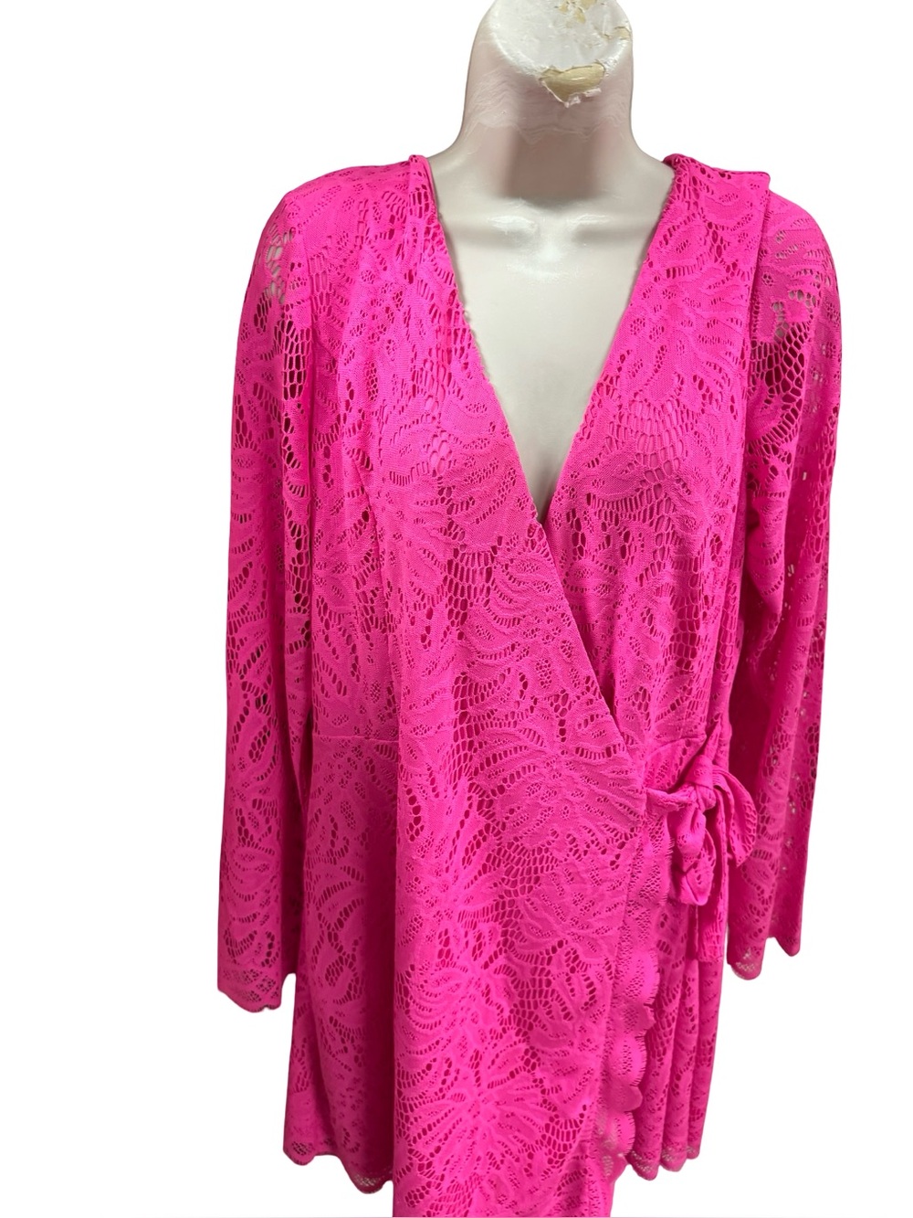 1651 / Lilly Pulitzer Tiki Wrap Pink Lace Romper Size XL